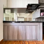 Luxury Spacious 3Br Apartment At Newton Residence Bandung By Travelio