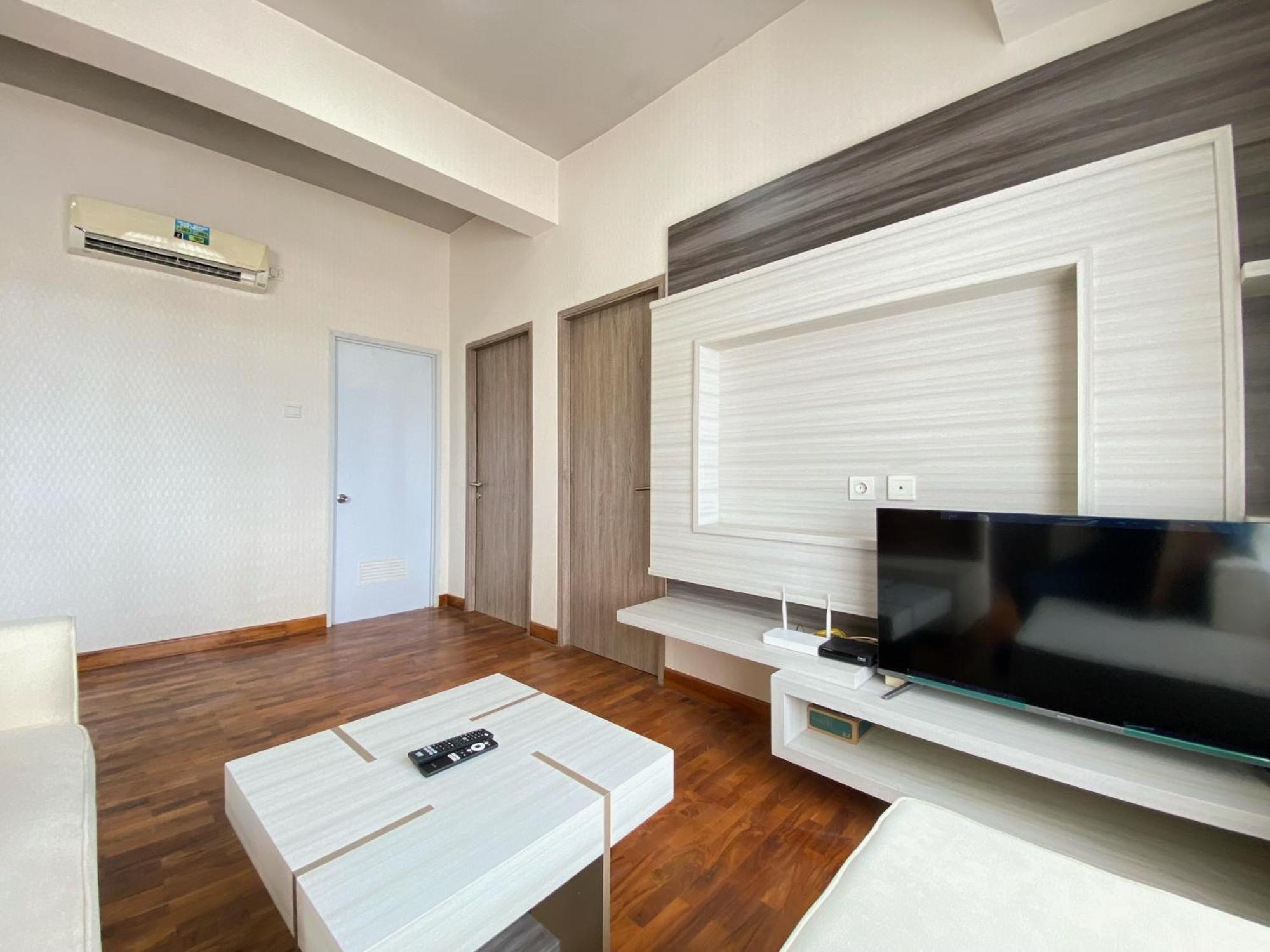Luxury Spacious 3br At Newton By Travelio Apartemen *