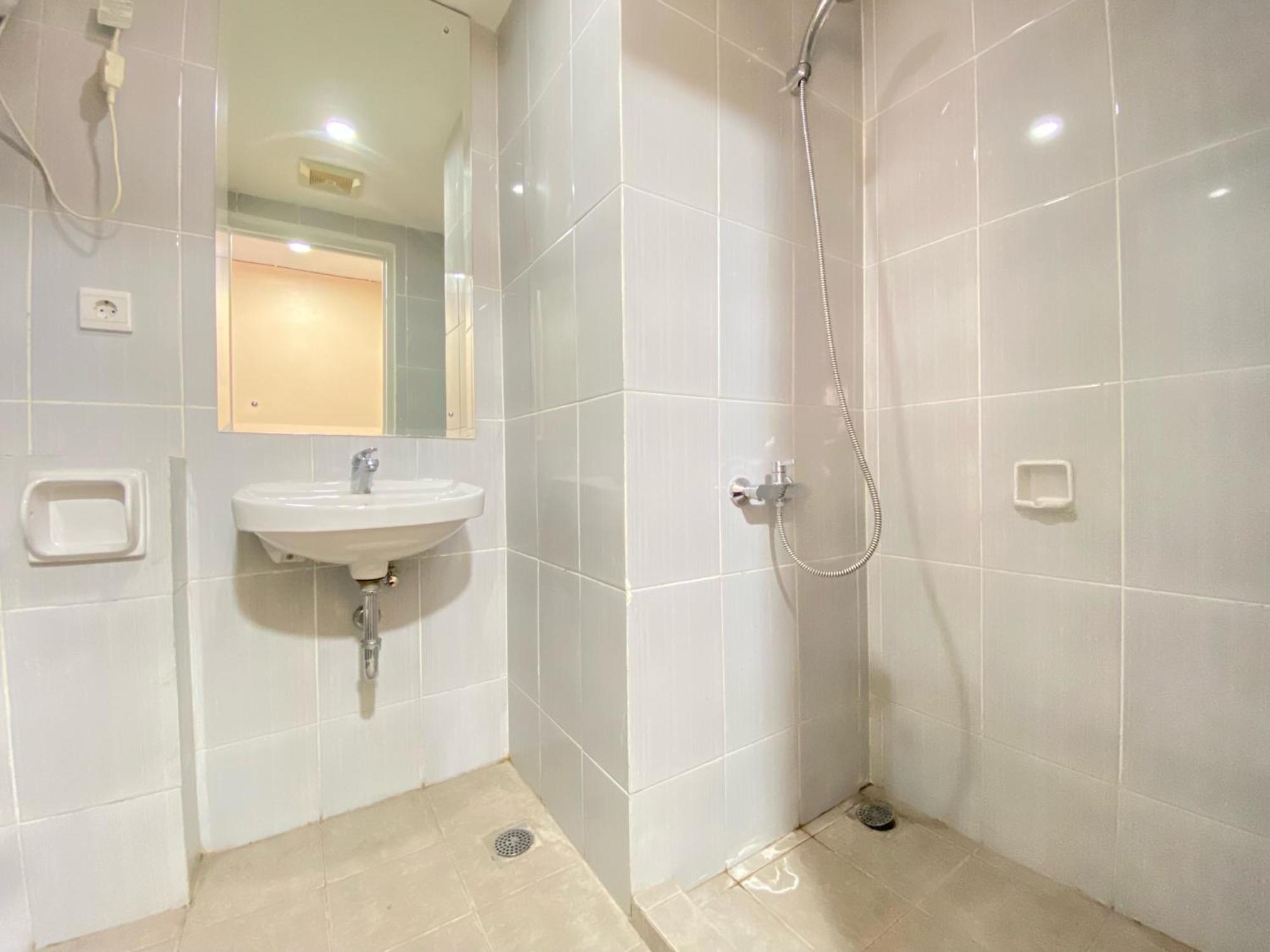 Luxury Spacious 3br At Newton By Travelio Apartemen *